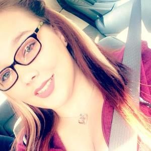 Meet your Posher, Felisha