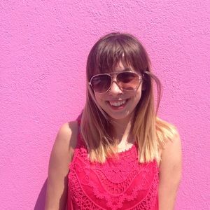 Meet your Posher, Vanessa