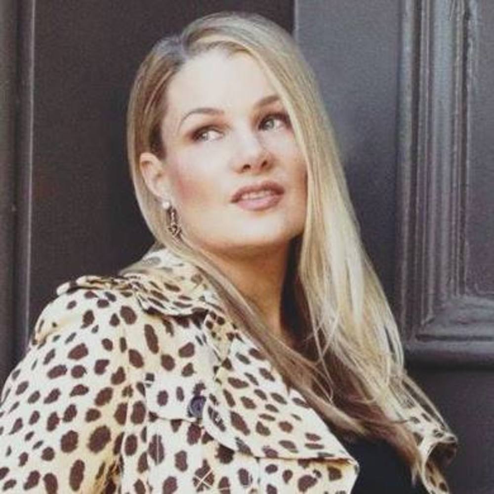 Meet your Posher, Lily