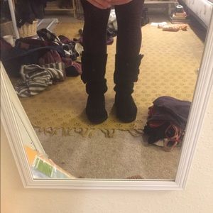 SLOUCHY UGGS! Great condition