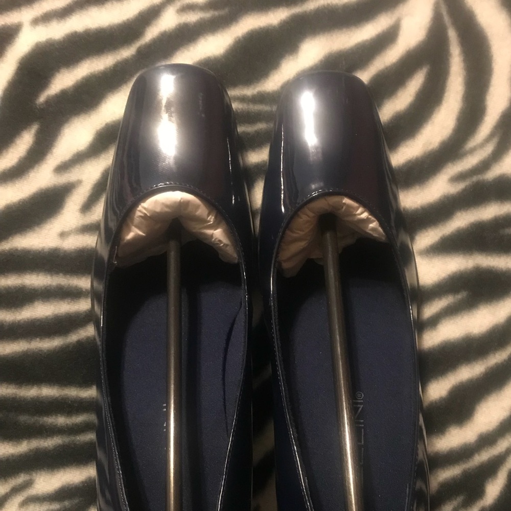 SOLD: Bellini patent leather pumps