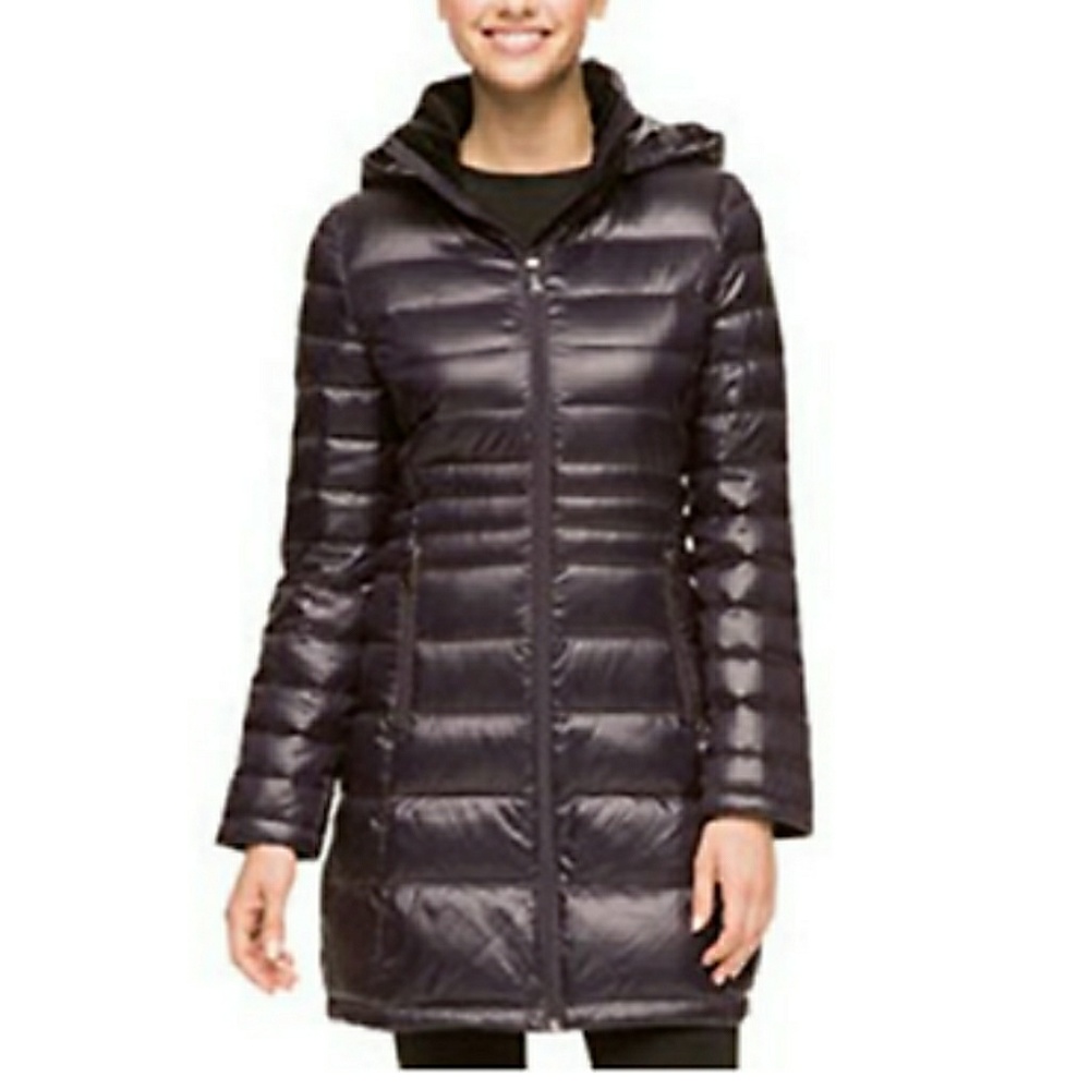 Andrew Marc packable lightweight premium down