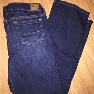 Cute AE Boyfriend Jeans!