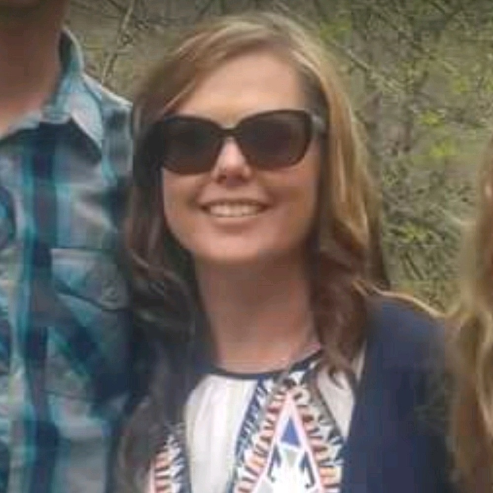 Meet your Posher, Cassie