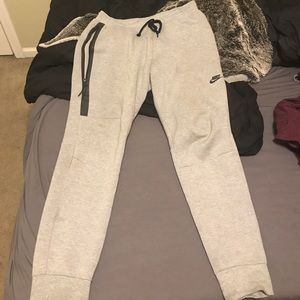 Nike tech fleece pants