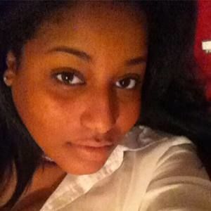 Meet your Posher, Paula