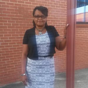 Meet your Posher, Carrie