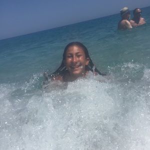 Meet your Posher, Sophia