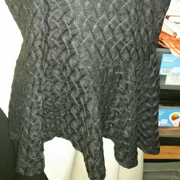 Forever 21+ peplum short-sleeved top - Picture 3 of 6