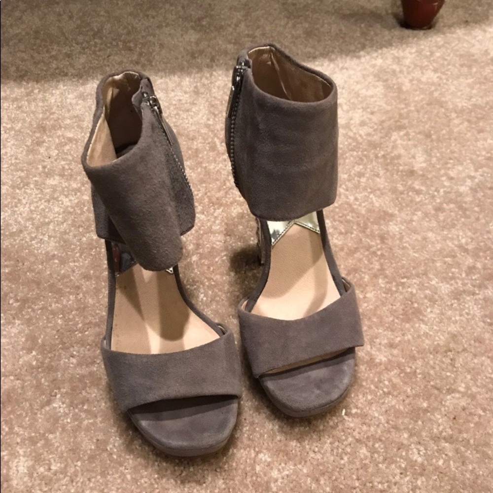 Open toe grey suede heels