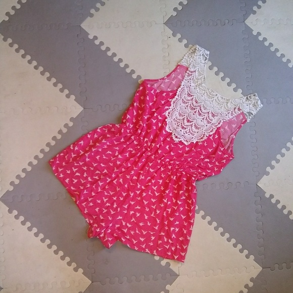 🇺🇸Coral and Crochet Ivory Romper - Picture 3 of 3