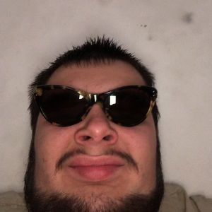 Meet your Posher, Josh