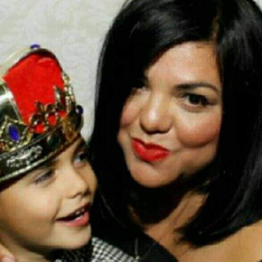 Meet your Posher, Claudia