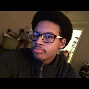 Meet your Posher, Ahmad