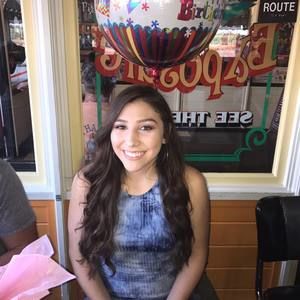 Meet your Posher, Alyssa