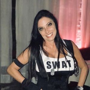 Meet your Posher, Robyne