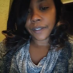 Meet your Posher, Teia