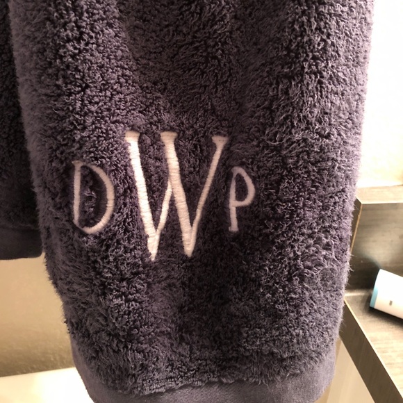 Meet your Posher, Amber - Picture 1 of 1