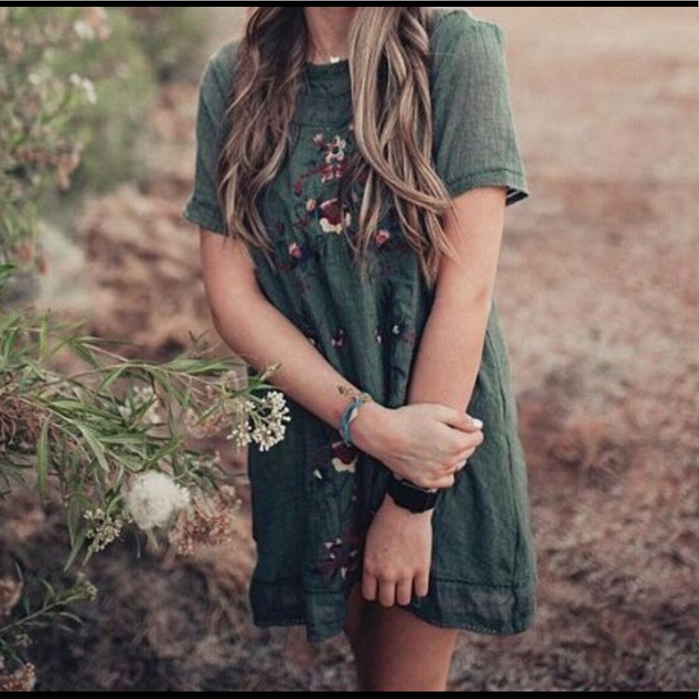 Cutest green dress size Small!