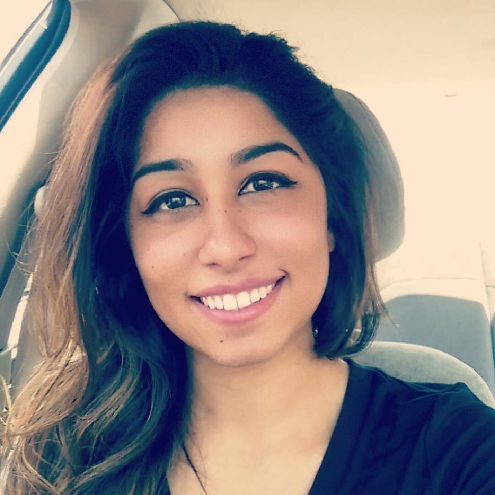 Meet your Posher, Zoraida