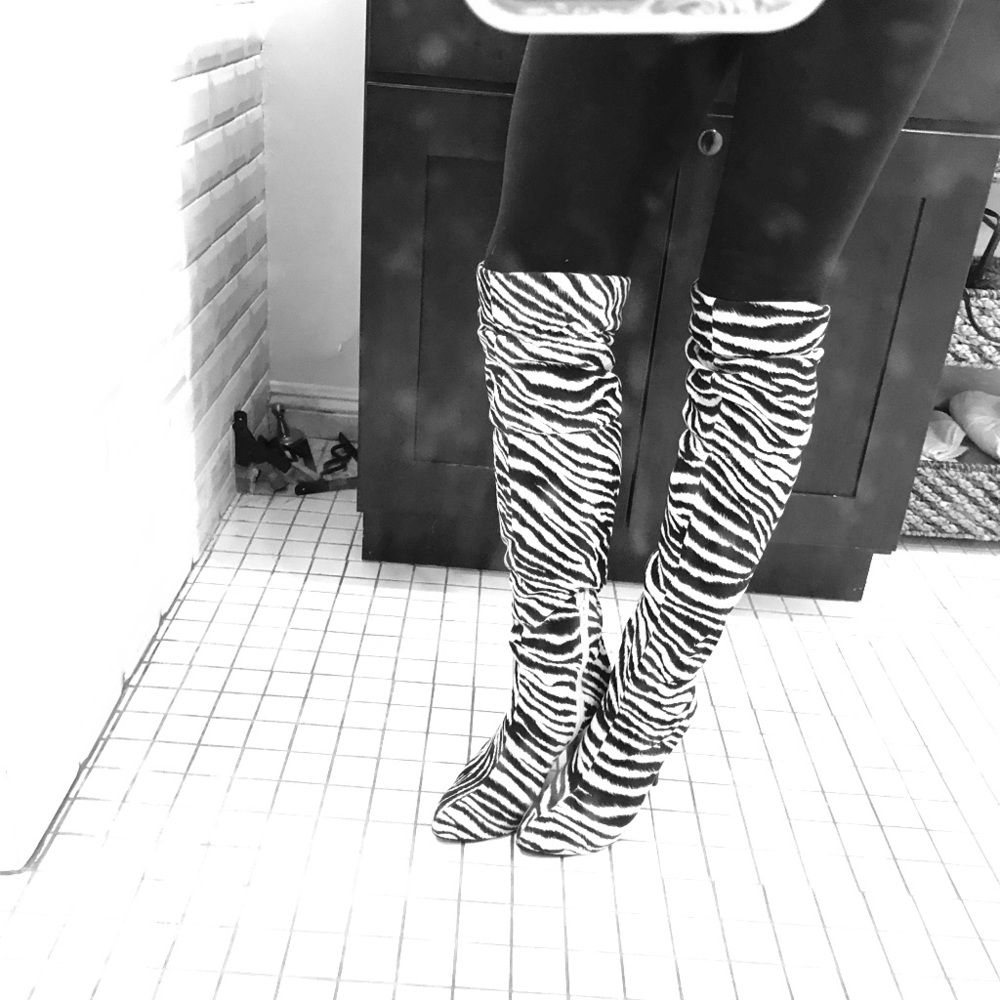 ❤️Mia zebra over the knee boots❤️