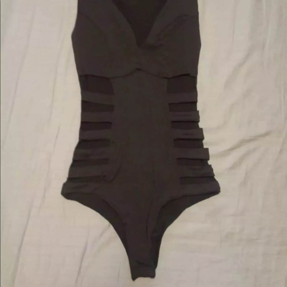 2 Body Suits - Picture 4 of 5