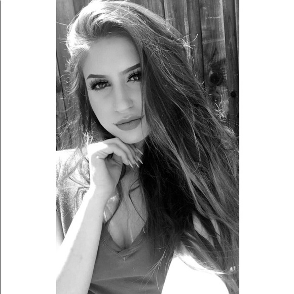 Meet the Posher - Picture 2 of 2