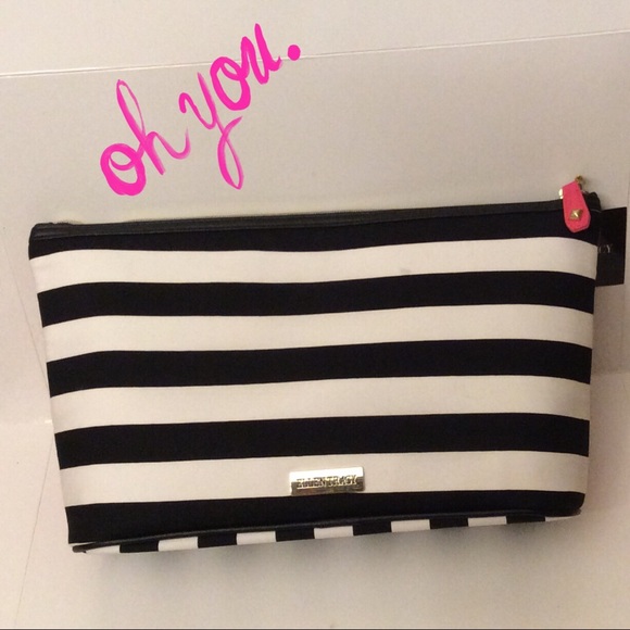 💕NWT💕 Ellen Tracy Large Cosmetic Pouch - Picture 2 of 4