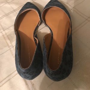 Tommy Hilfiger women's flat shoes size 8 NWOT