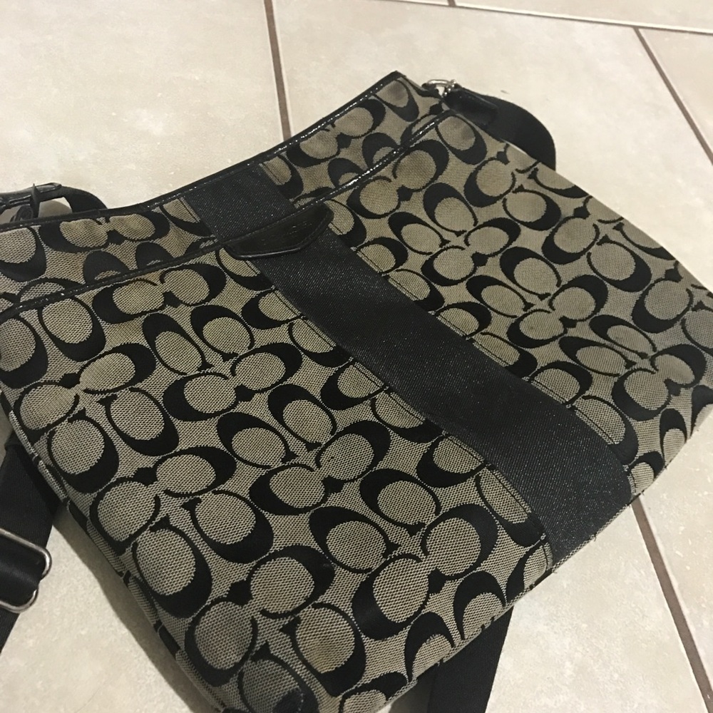 Coach messenger bag