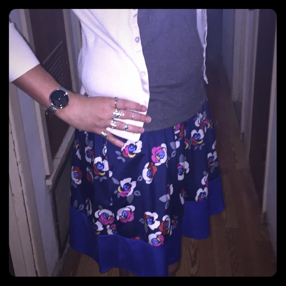 Lily White flowy floral skirt