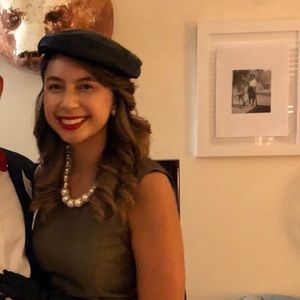 Meet your Posher, Pamela