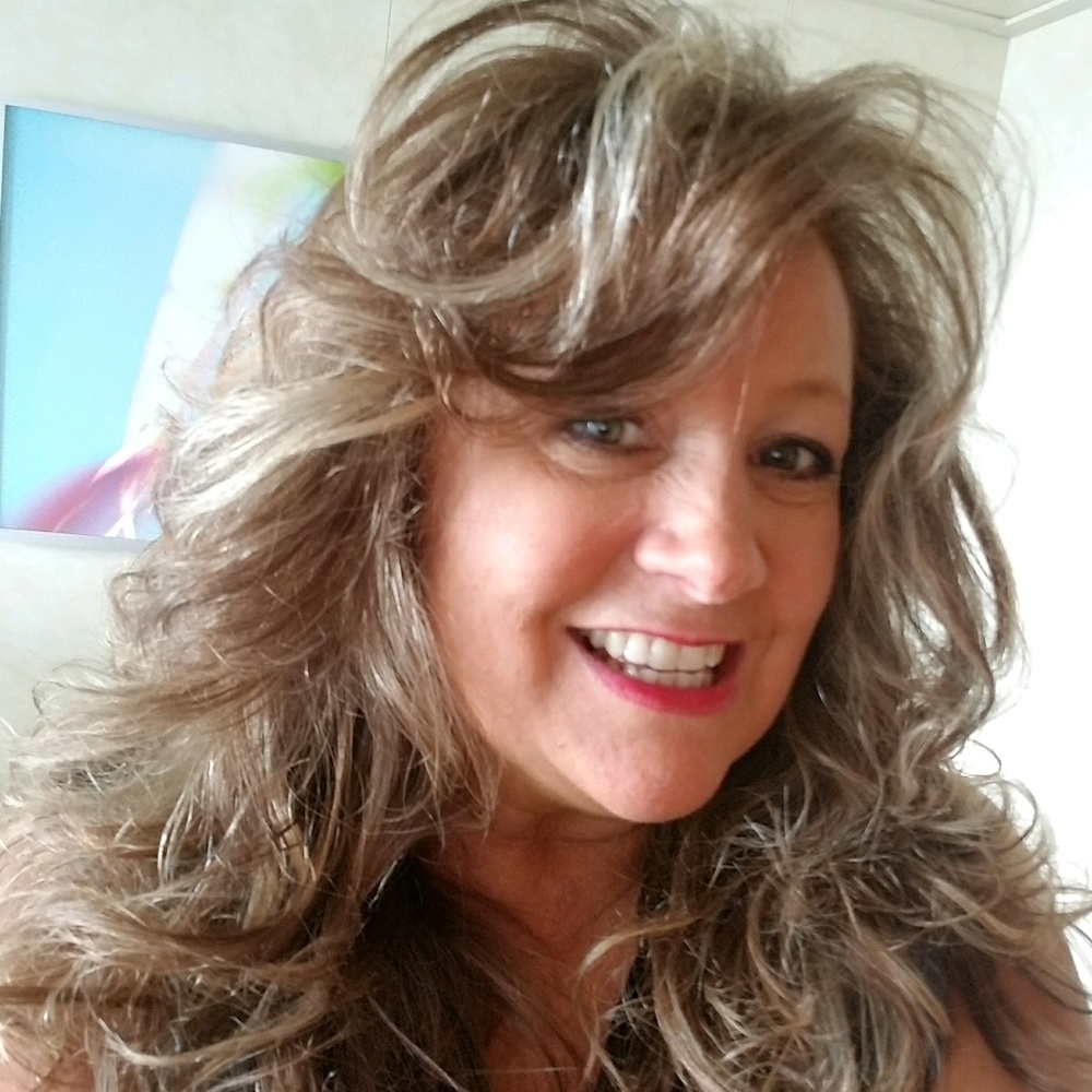 Meet your Posher, Christy
