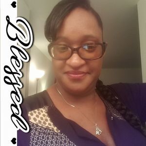 Meet your Posher, Camille