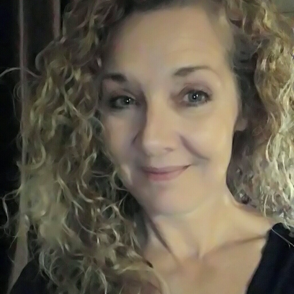 Meet your Posher, Cindy