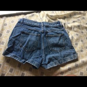 Bullhead jean shorts