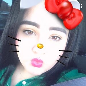 Meet your Posher, Jasmine