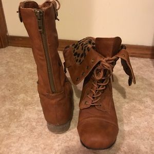 Lace up Combat Boots - Leopard print