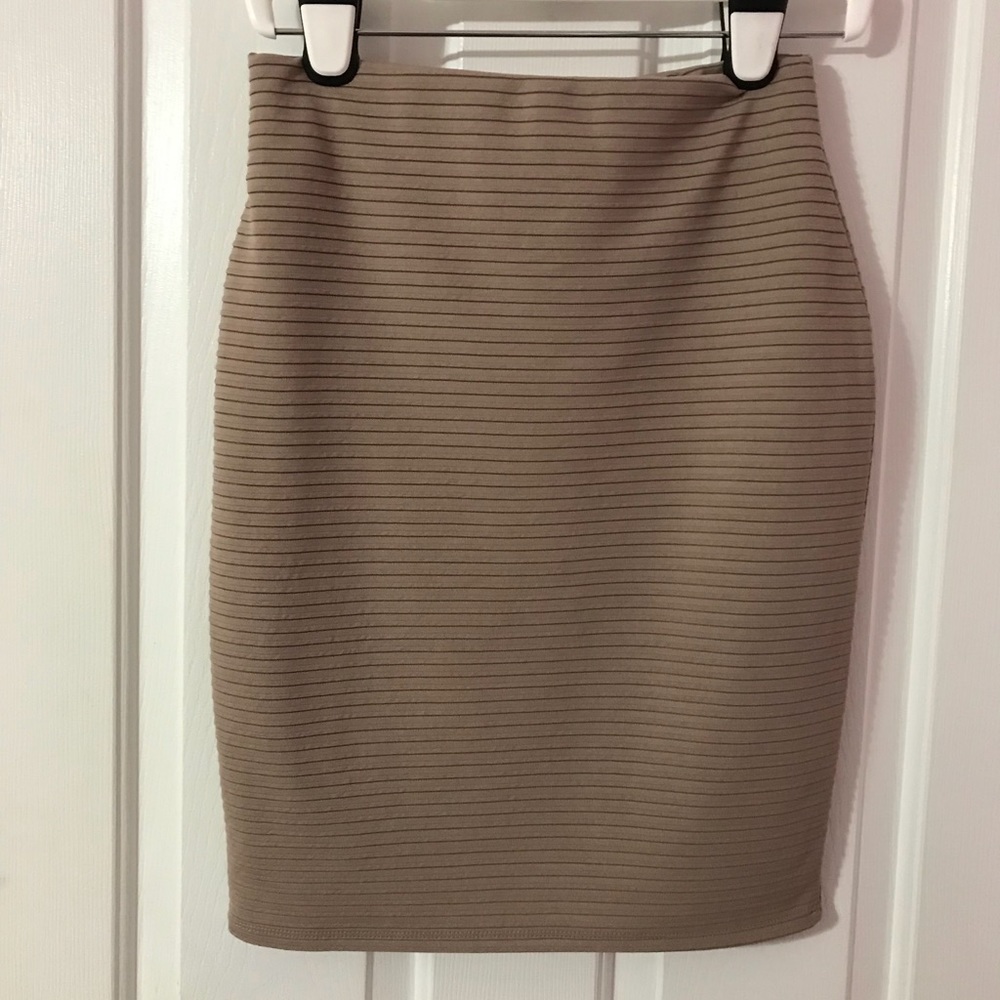 Charlotte Russe Pencil skirt