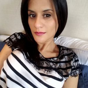 Meet your Posher, Claudia