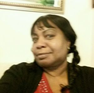 Meet your Posher, Carolyn