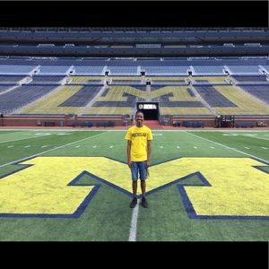 Meet your Posher, Quantae