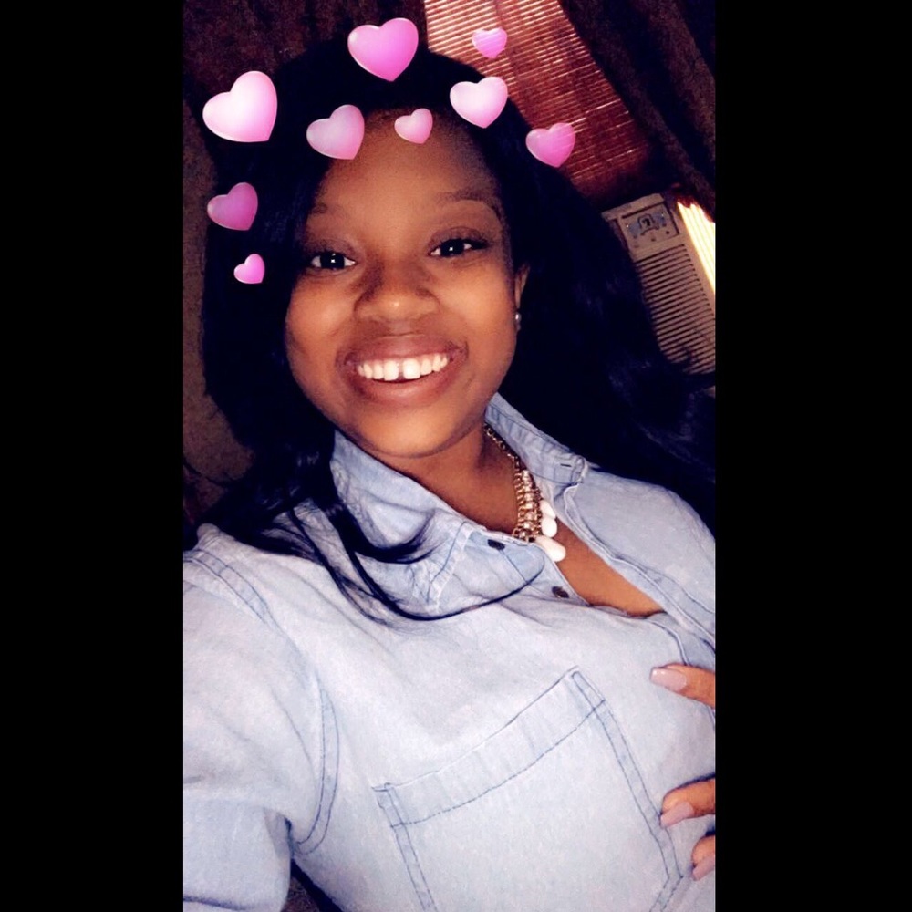 Meet your Posher, Dana'