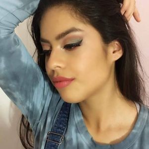 Meet your Posher, Briseida