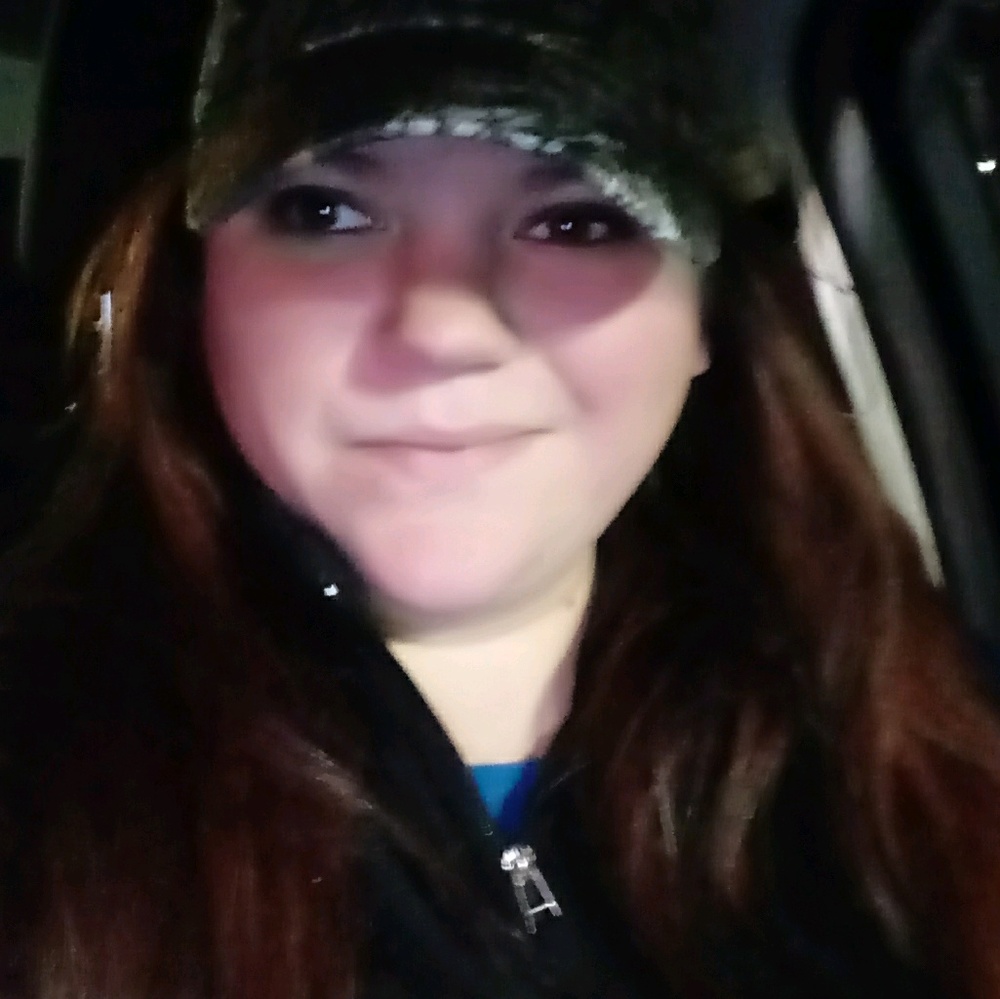 Meet your Posher, Kayla