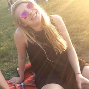 Meet your Posher, Isabel