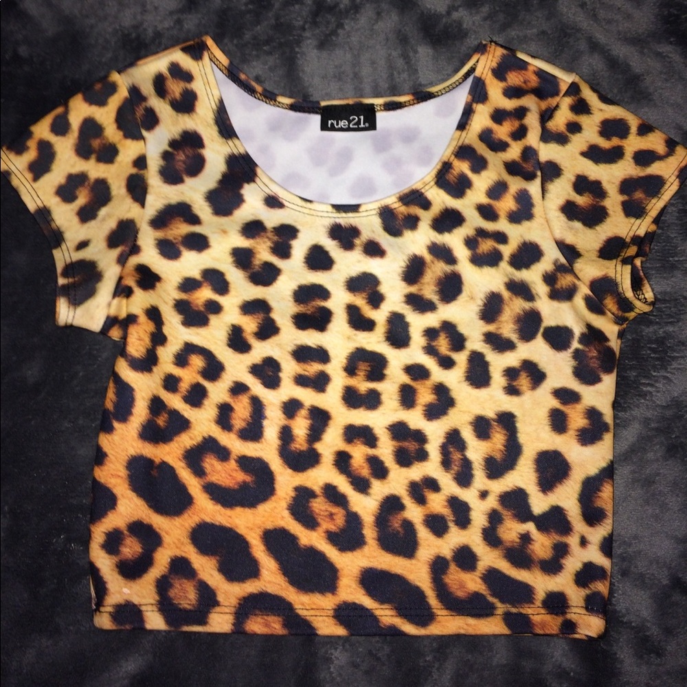 Crop top