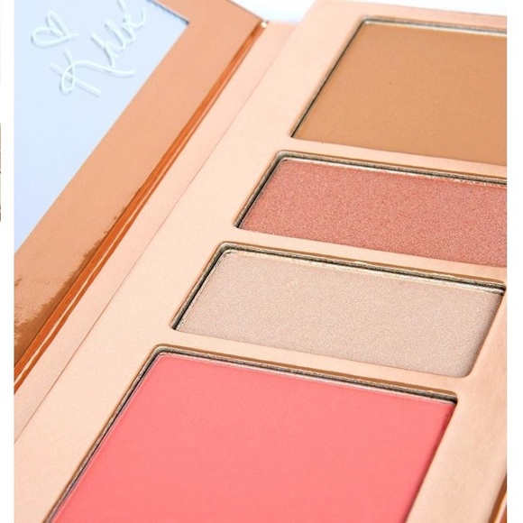 Kylie Koko Kollection face pallet powder blush - Picture 2 of 6
