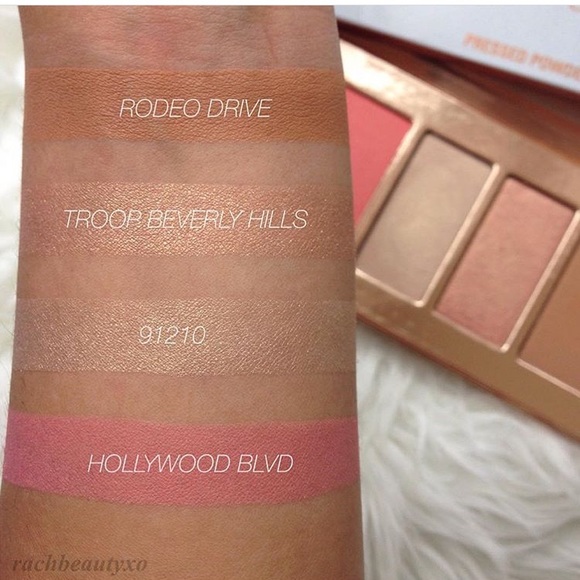 Kylie Koko Kollection face pallet powder blush - Picture 3 of 6