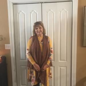 Meet your Posher, Lisa